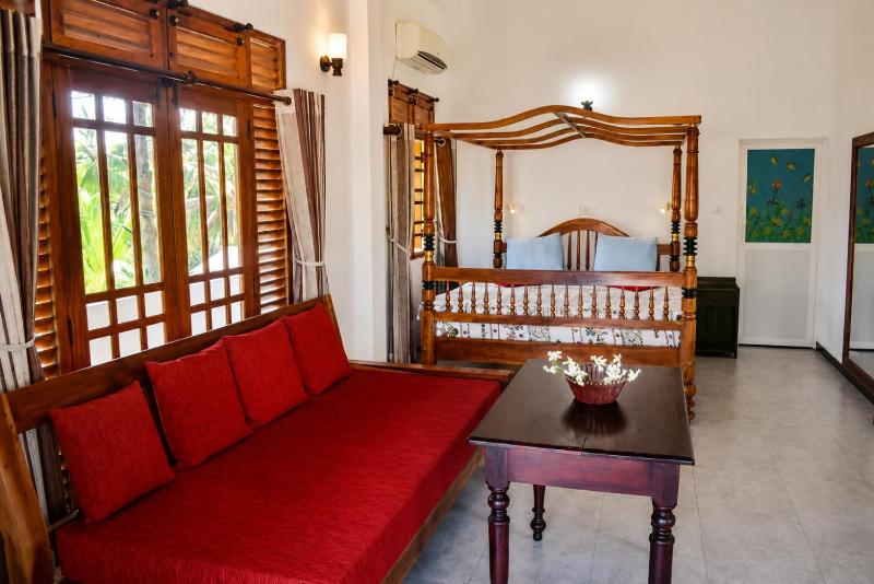 Ravi Villa Hikkaduwa - image 5