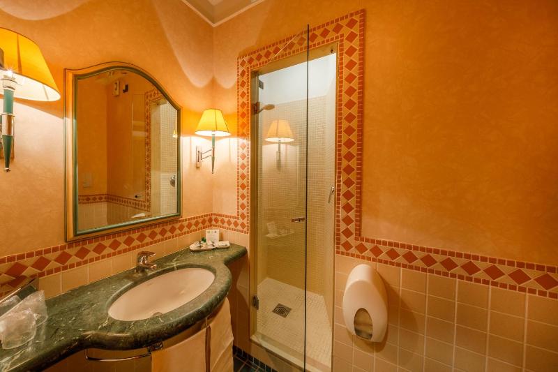 Perugia Plaza Hotel - image 3