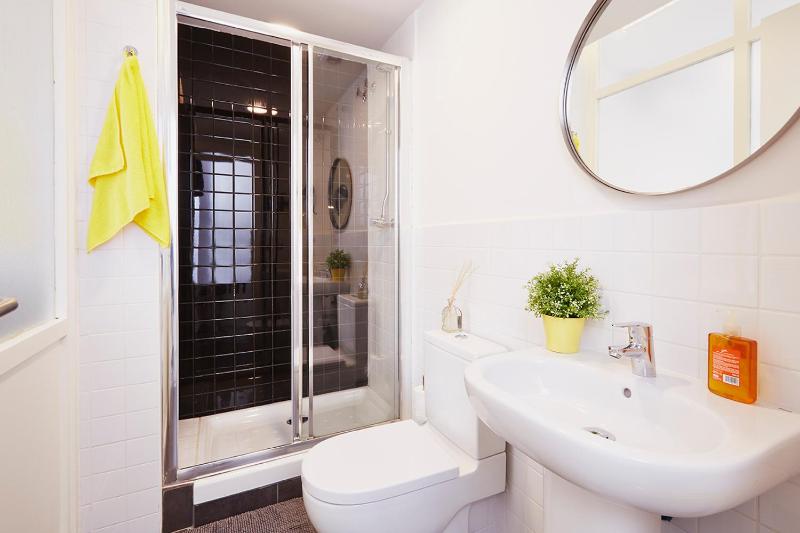 Free Hostels Barcelona - image 4