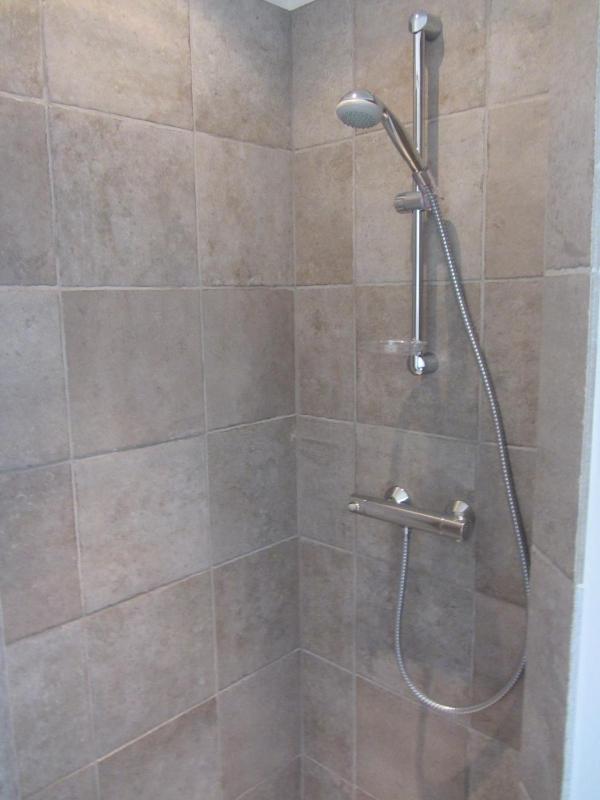Double or Twin Room image 4