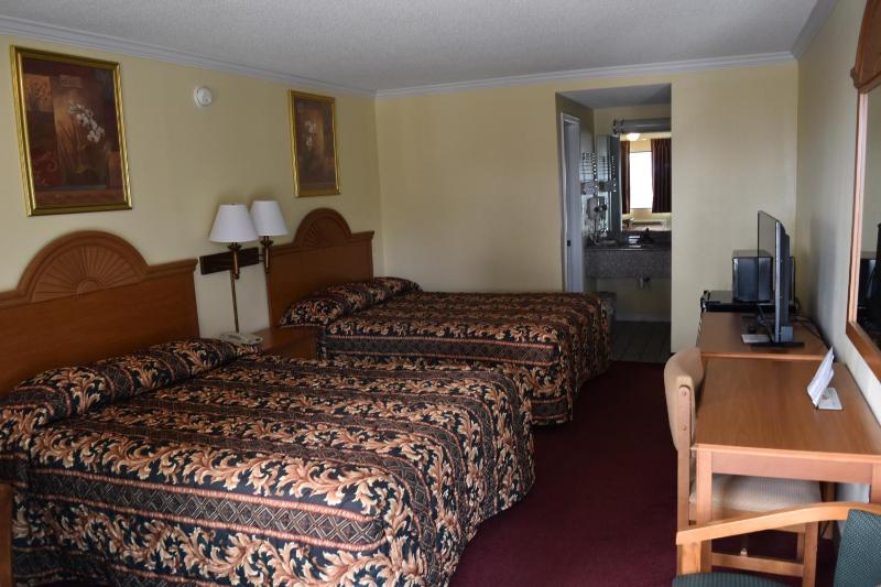 Double Room image 2
