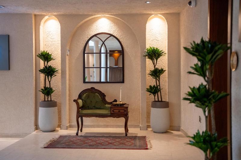 Downtown Hotel - Old City - image 4