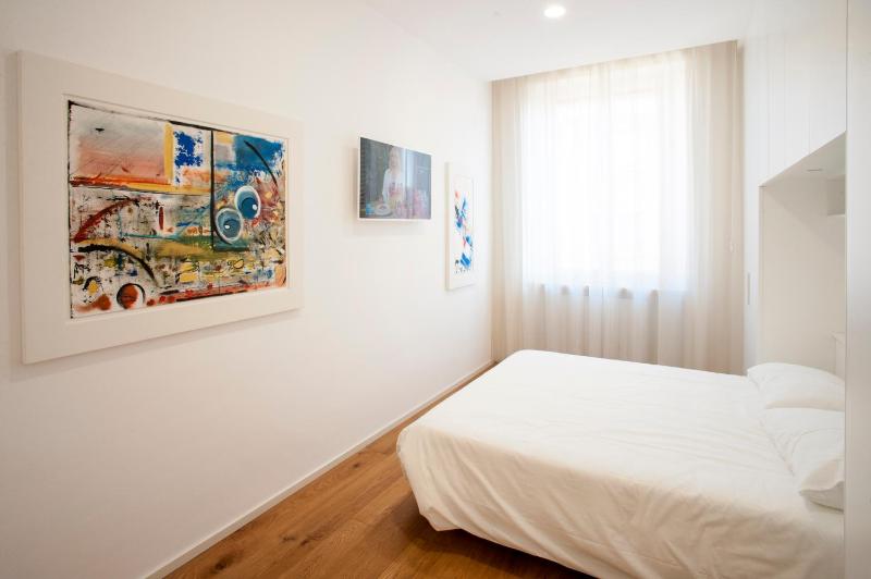 Gallery House - image 33