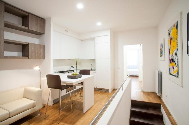 Gallery House - image 7