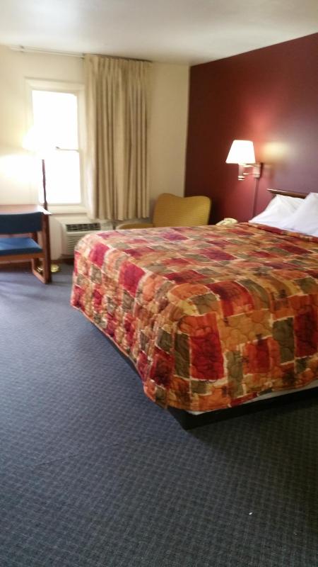 King Room image 2