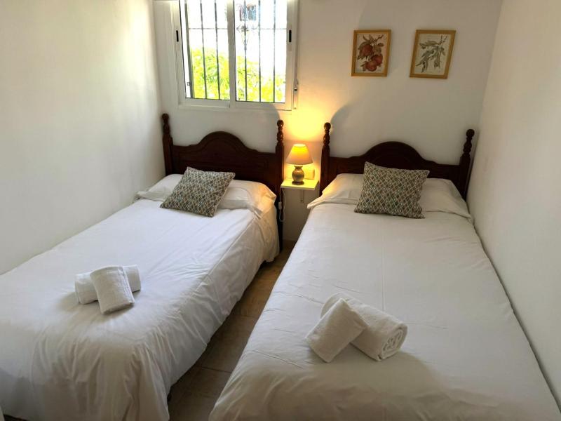 Nerja Paradise Rentals - Villa Los Leones - image 7