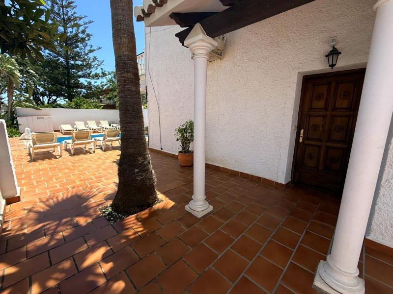 Nerja Paradise Rentals - Villa Los Leones - image 26