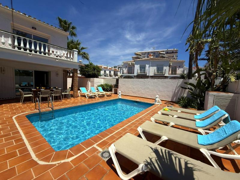 Nerja Paradise Rentals - Villa Los Leones - image 29