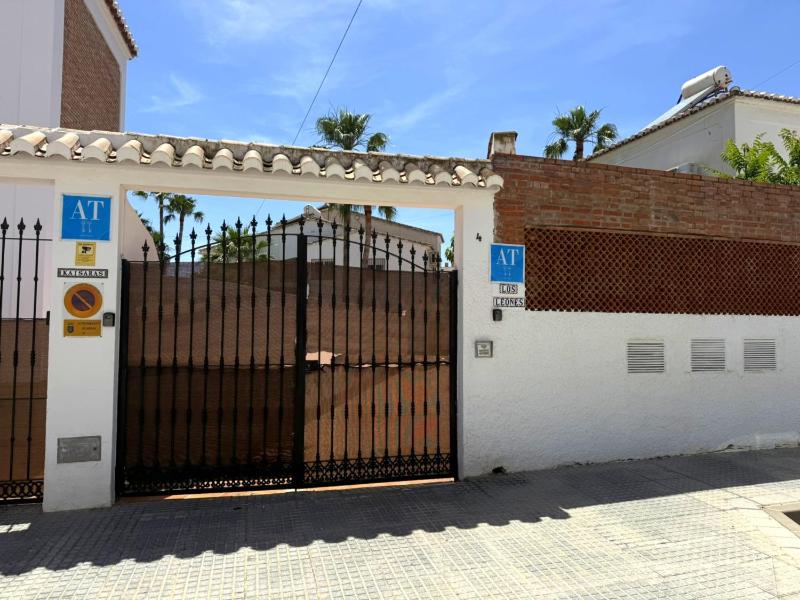 Nerja Paradise Rentals - Villa Los Leones - image 23