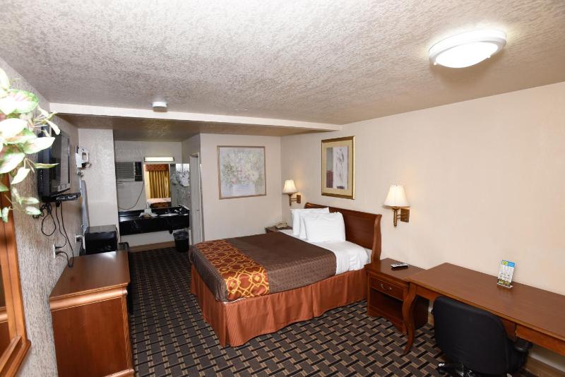 King Room image 2