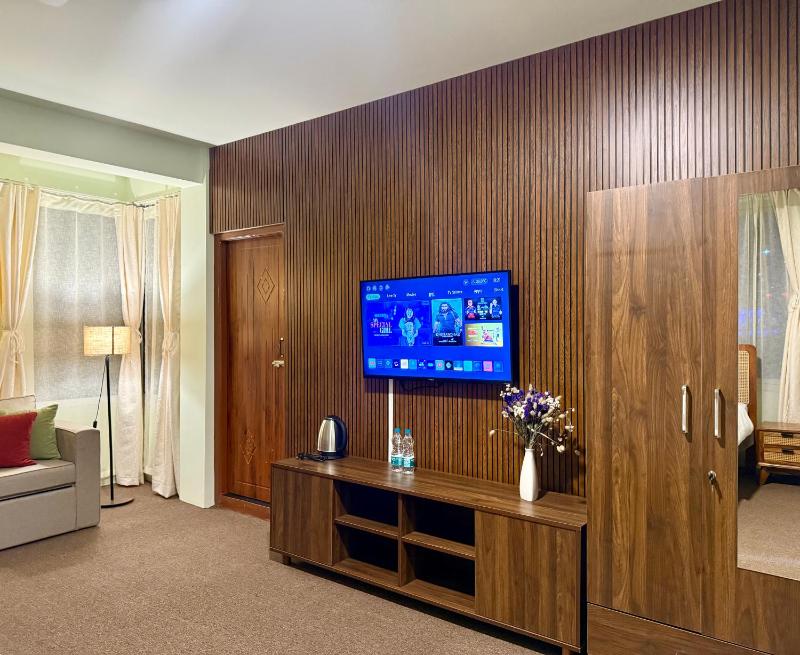 The Meridian Stay - image 23