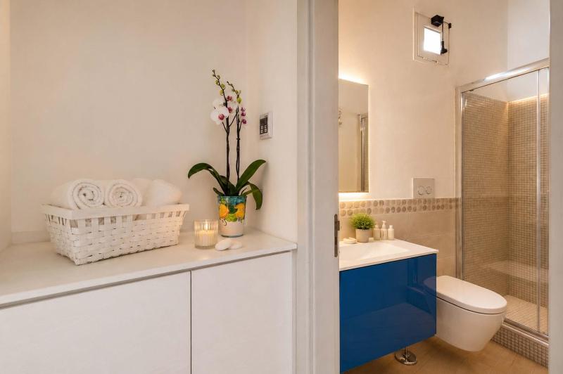Amore Rentals - Villa Anna - image 18