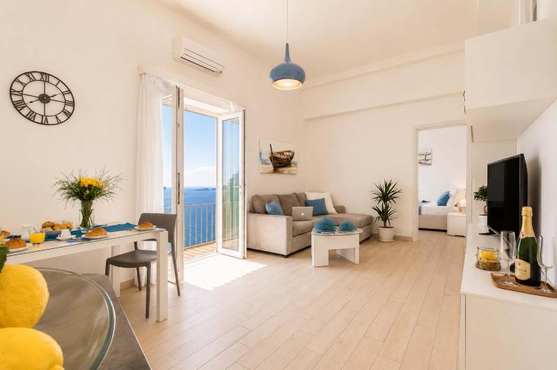 Amore Rentals - Villa Anna - image 4