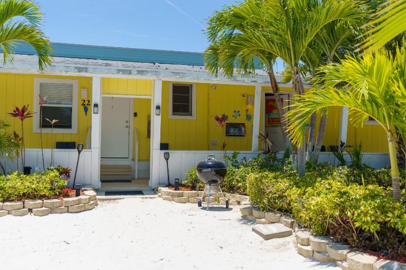 A Tropical Breeze Beach Club - Anna Maria Island - image 48