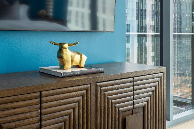19th Floor - Skyfall - image 10