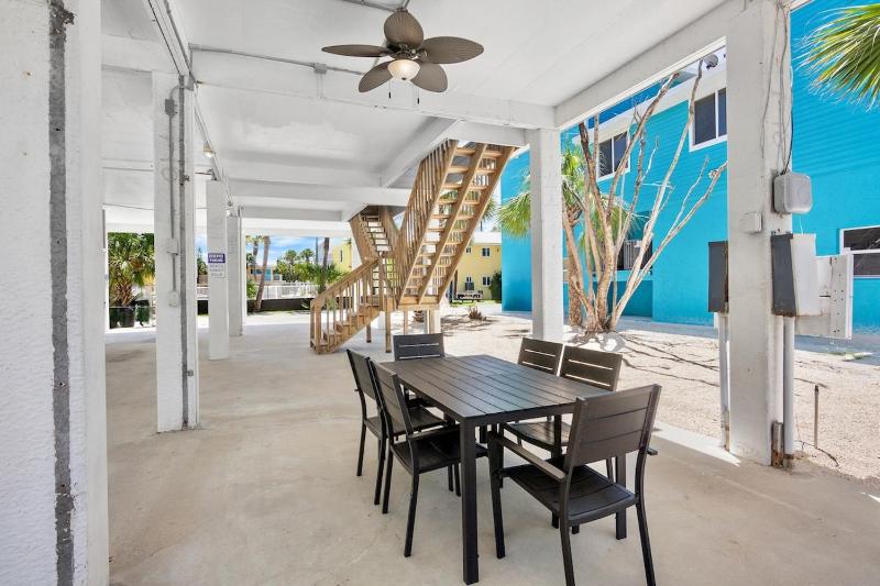 Beach Sunrise and Sunset Villas - image 19