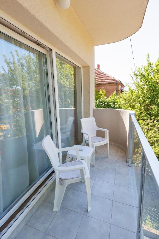 Apartmani Kale - image 9
