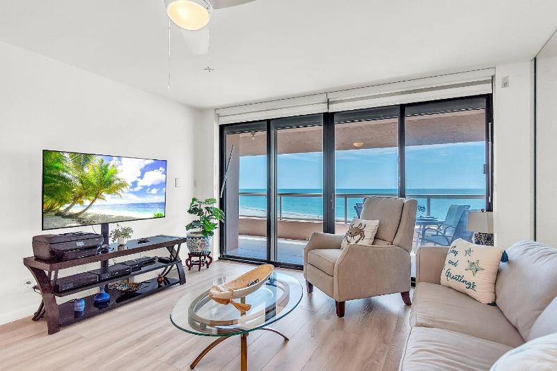 7B Crescent Beach Club - image 22