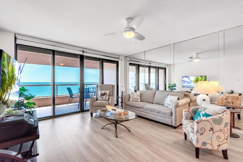 7B Crescent Beach Club - image 24