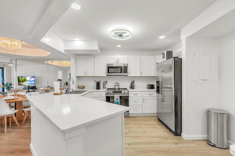 7B Crescent Beach Club - image 45