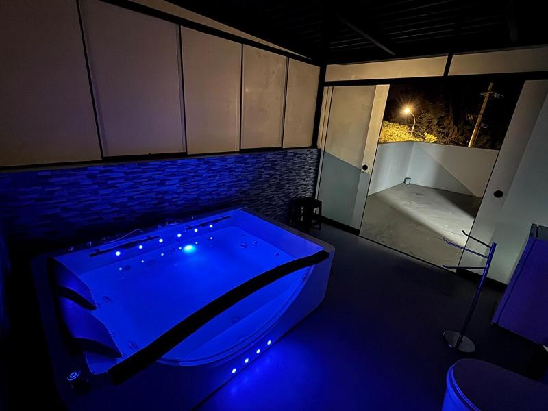 Luxury Home Wifi rápido jacuzzi lavaseca ping pong barbacoa 4 habitaciones - image 7