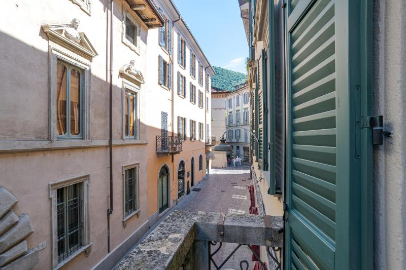 Como Center Apartments - image 10