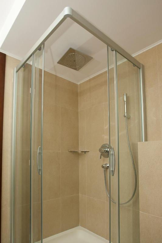 Superior Suite image 3