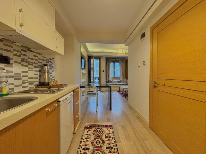 Taksim Square1 Bedroom Suite 03 - image 5
