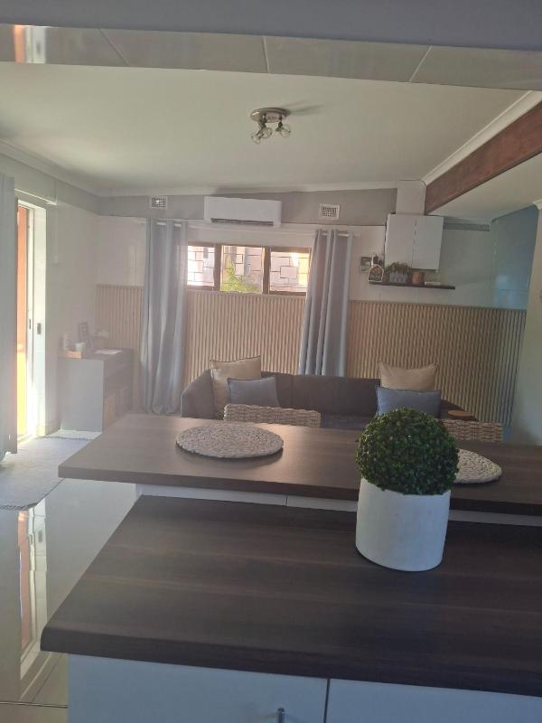 Charming Retreat with Shared Pool in eThekwini Municipality - image 7