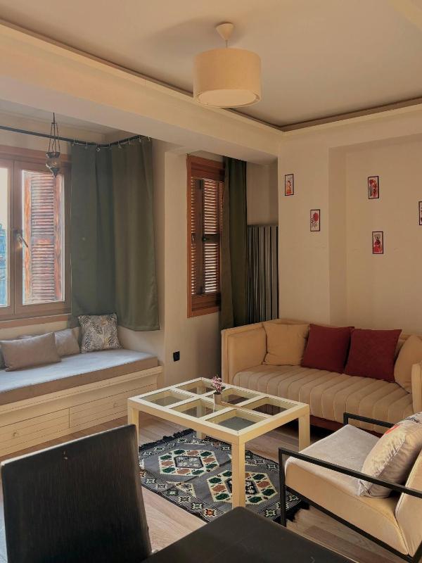 Taksim Square1BR Suite 04 - image 12