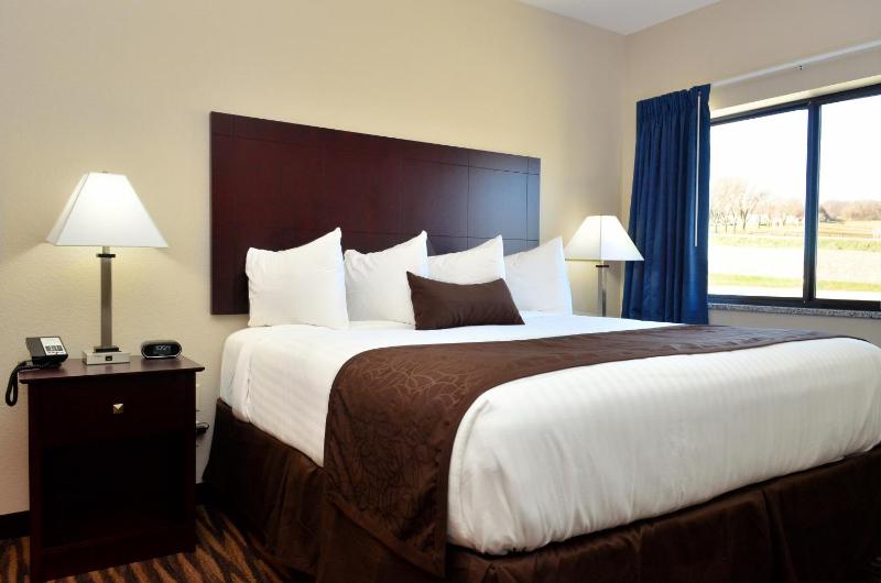 King Suite with Spa Bath image 1