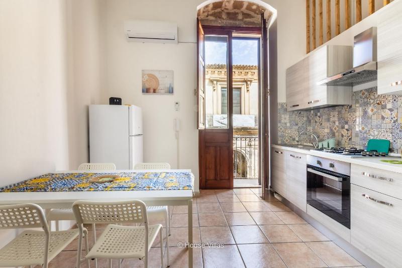 Iblea Apartments - image 10