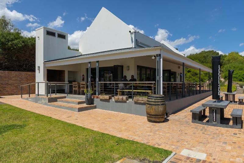 Winelands Golf Lodges 26 at De Zalze - image 7