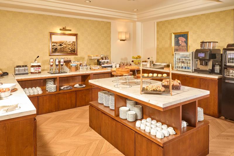 Perugia Plaza Hotel - image 40
