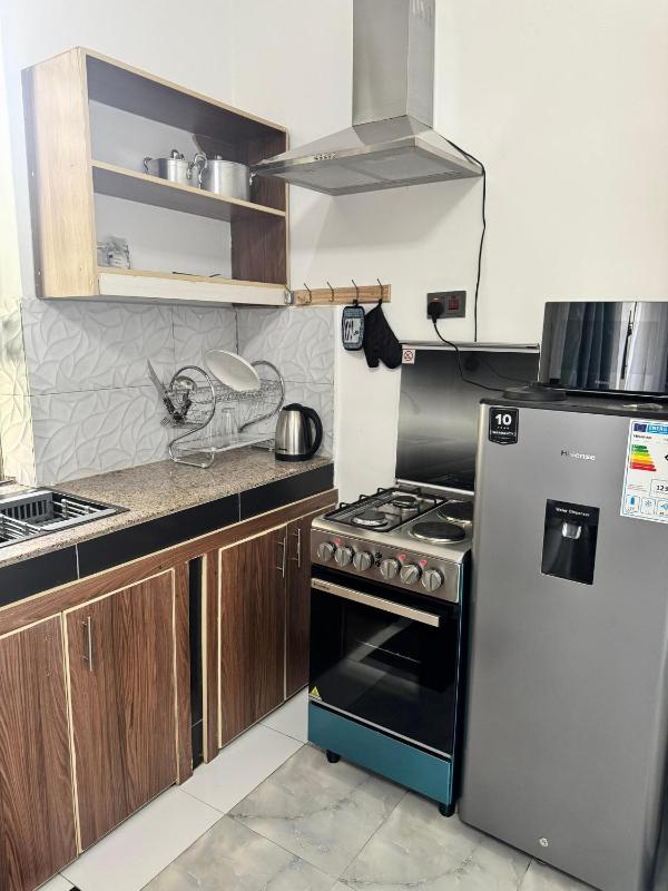 Aimarck Homes and Suites - image 1