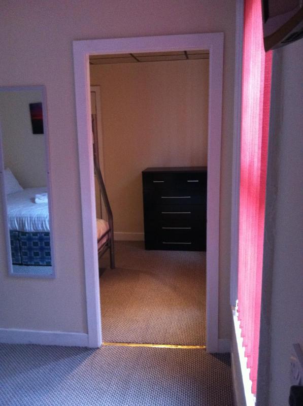 Quintuple Room image 2