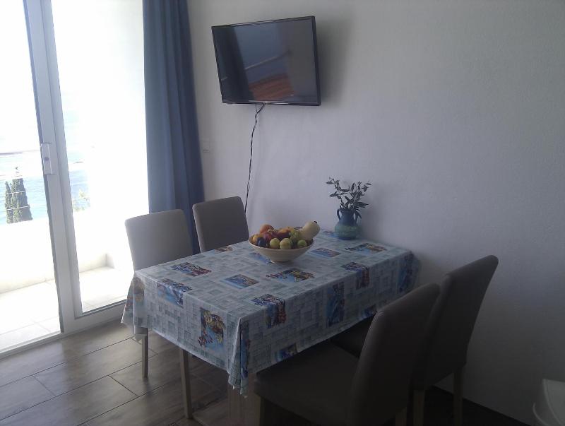 Apartment with Sea View image 2