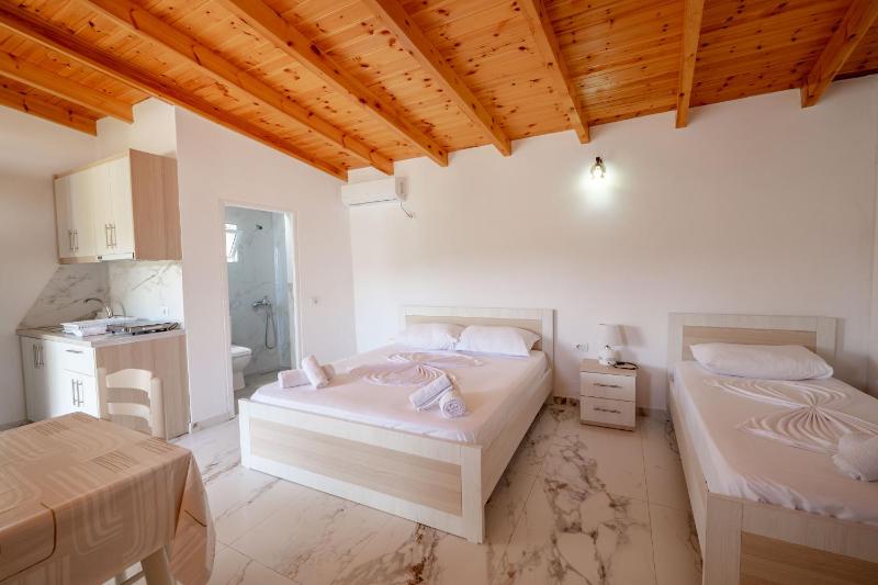 Nino's rooms - image 15