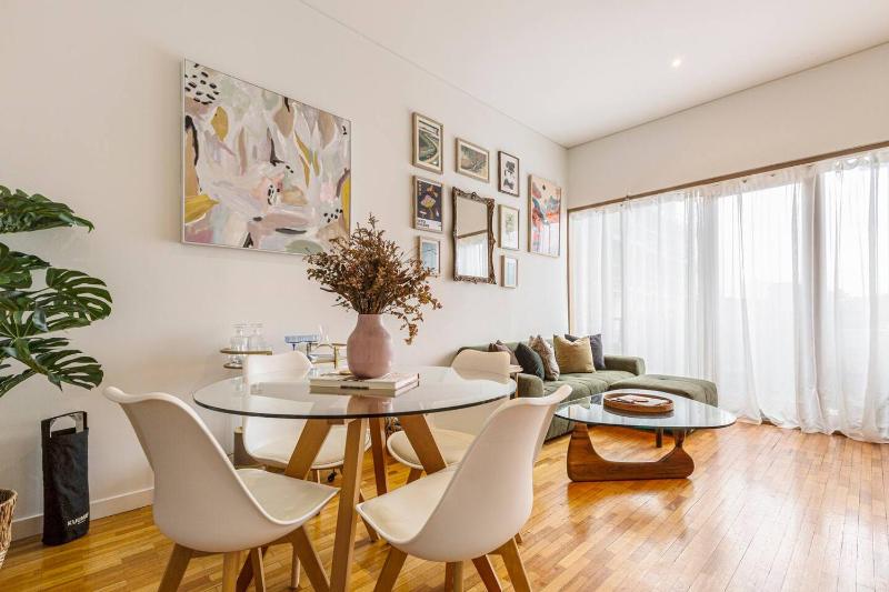 Tullo Place - Richmond Heritage with Artistic Charm - image 8