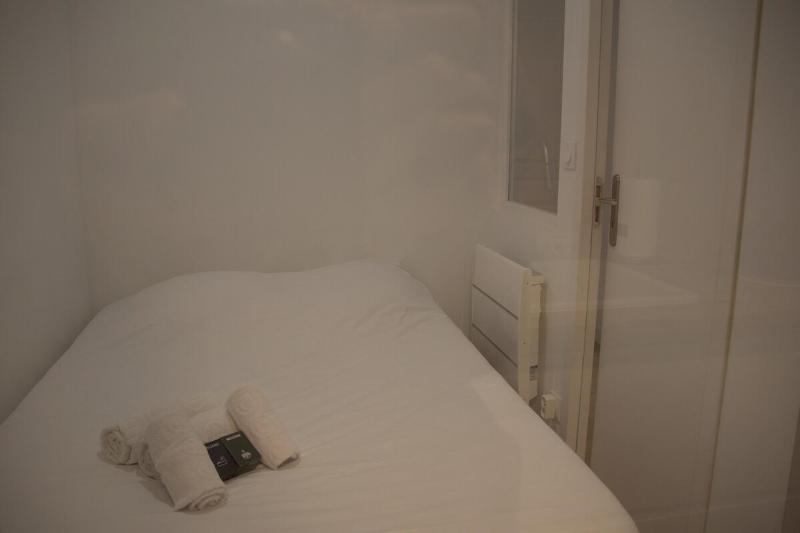 Appartement à deux pas du marché central - image 7