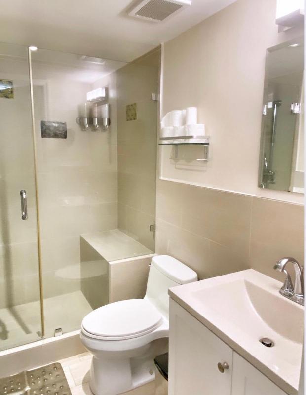 Newly Listed - 2 Bedroom Ocean Drive Suite - image 16