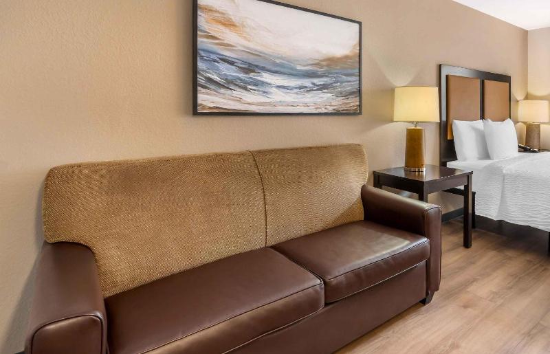 Extended Stay America Suites - Tampa - Airport - N. Westshore Blvd. - image 8