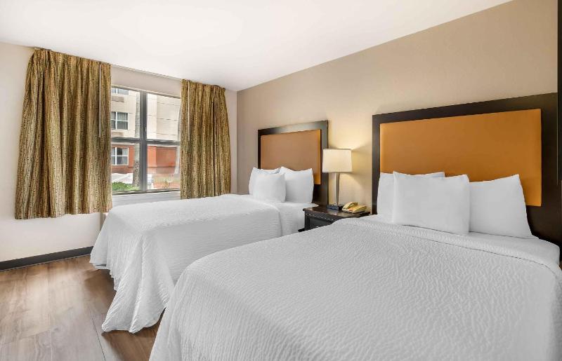 Extended Stay America Suites - Tampa - Airport - N. Westshore Blvd. - image 14