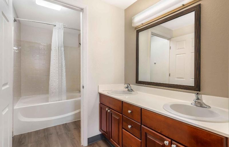 Extended Stay America Suites - Tampa - Airport - N. Westshore Blvd. - image 24