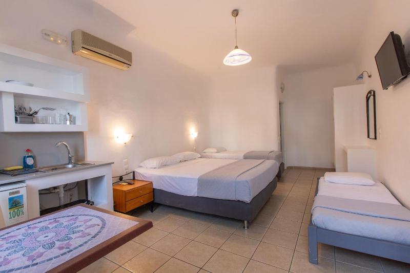 Evagelia's Place - image 12
