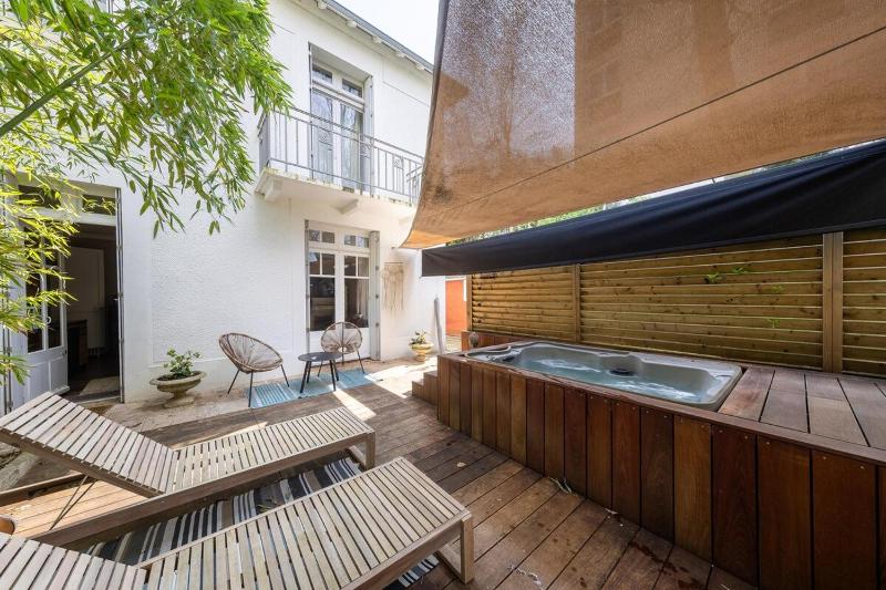 Maison charme • Pkg • Jacuzzi • Jardin • Marché - image 11