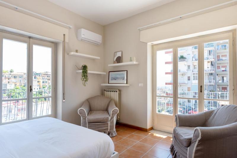 Corso Vittorio Private Stay – Vesuvio View - image 7