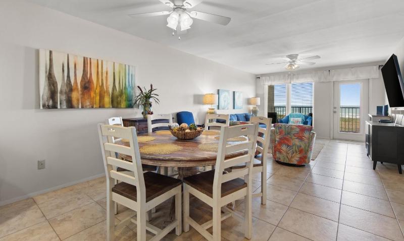 Edgewater Condo Unit #304 - image 2