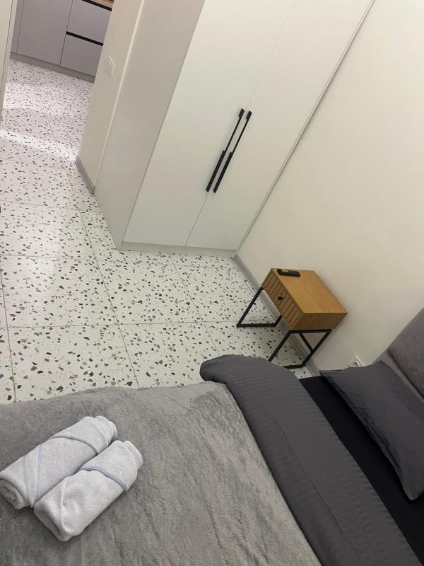 Apartment on Rynok Square - image 9