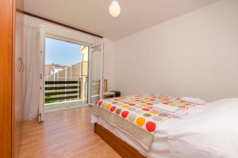 Apartment Elvira Blue beach - image 8